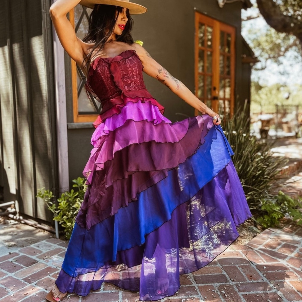 Boho Bridal Gown Bohemian Strapless Multi Layer Tulle Maxi Prom Gypsy Dress
